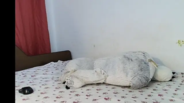 JullyanaRain online show from 07/28/26, 07:39
