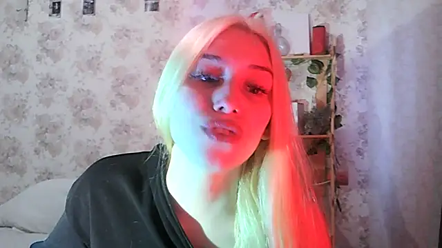 ClaireLaSweet online show from 11/11/25, 04:12