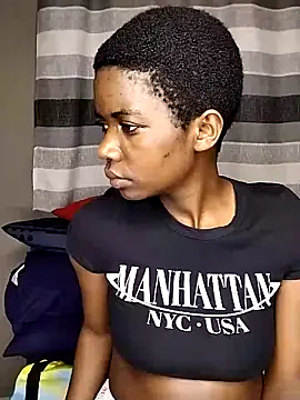 Berryangel03 online show from 10/06/25, 06:27