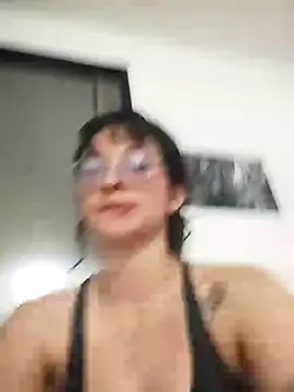 Snapshot of DavidAndClare chatting on 09/14/25, 05:34 DavidAndClare online show from 09/14/25, 05:34