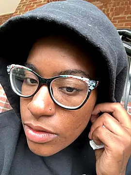 Tu GataLinda online show from 09/24/25, 08:56