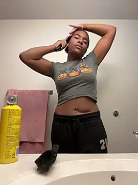 Tu GataLinda online show from 10/21/25, 01:23