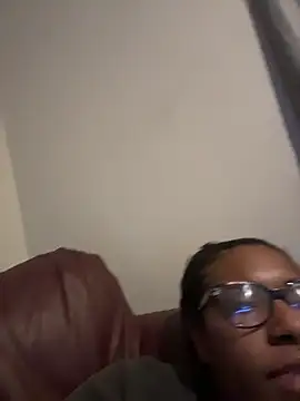 Tu GataLinda online show from 11/23/25, 02:55