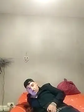 JuicyBigcockxh online show from 09/09/25, 05:34