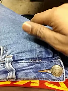 Snapshot of Ajayy01 chatting on 11/12/25, 10:15 Ajayy01 online show from 11/12/25, 10:15