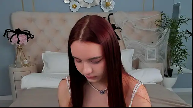 Snapshot of NoraHaynes chatting on 11/03/25, 03:08 NoraHaynes online show from 11/03/25, 03:08