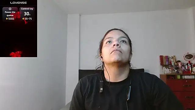 Megan Milf   online show from 02/16/26, 09:44