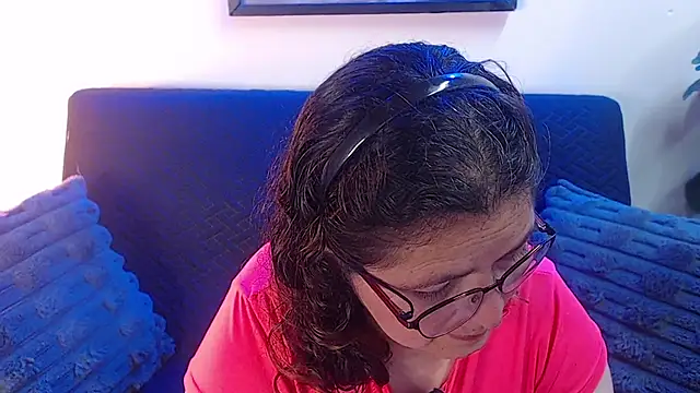 Linda banks  online show from 11/30/25, 01:53