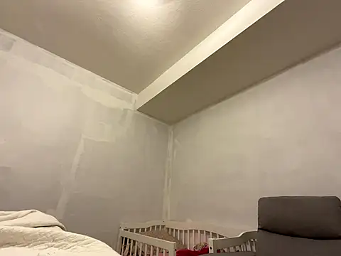 Bidea2034 online show from 12/04/25, 01:42