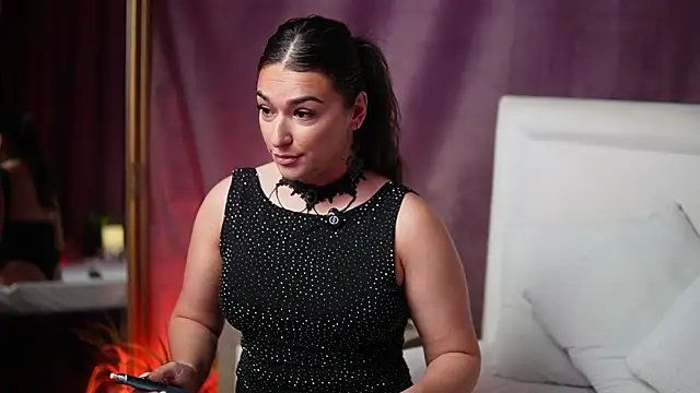 EmmaDallas online show from 06/30/26, 08:10