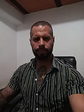 Matheus Blaze online show from 11/06/25, 03:46