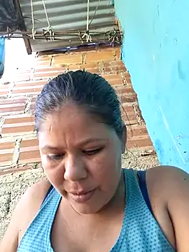 hotmom33 online show from 10/26/25, 03:18