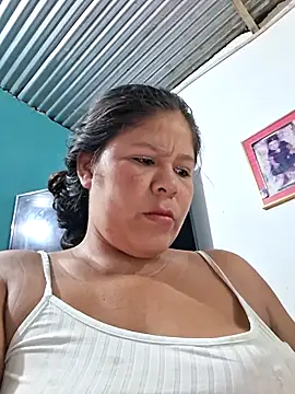 hotmom33 online show from 11/06/25, 11:11