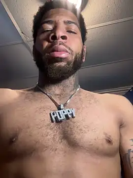 Snapshot of 1mistaGoodWood chatting on 12/05/25, 10:46 1mistaGoodWood online show from 12/05/25, 10:46