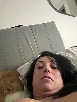 Snapshot of hotadhara01 chatting on 02/28/26, 09:54 hotadhara01 online show from 02/28/26, 09:54