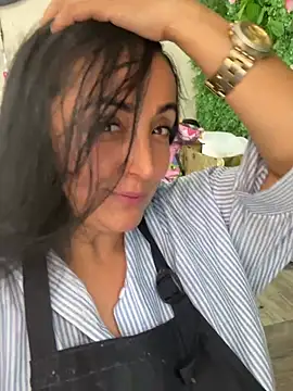 hotadhara01 online show from 03/27/26, 03:23