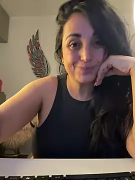 hotadhara01 online show from 05/29/26, 01:09