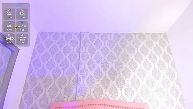 Snapshot of OnlyGia chatting on 10/20/25, 08:09 OnlyGia online show from 10/20/25, 08:09