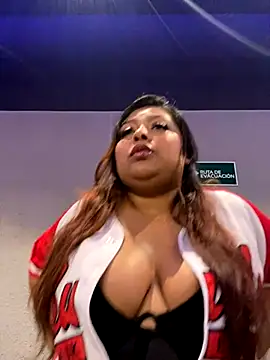 Snapshot of Hela_Collins chatting on 11/06/25, 08:43 Hela Collins online show from 11/06/25, 08:43