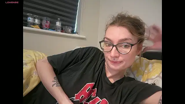 harleyblair online show from 04/11/26, 02:32