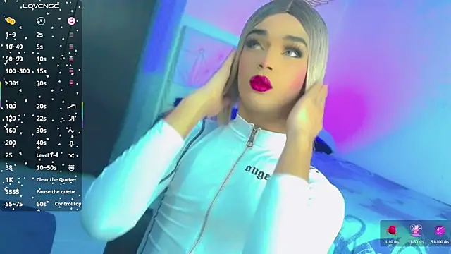 HANNAH BACKERS online show from 10/17/25, 05:43