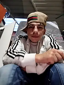 Tussi-amor online show from 09/18/25, 10:39