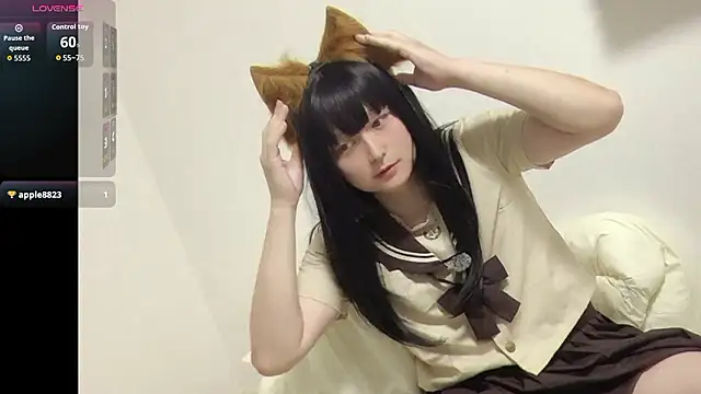Mia032 online show from 05/25/26, 01:06