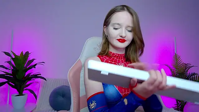 AlexsisFaee online show from 10/09/25, 08:07