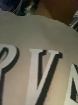 Snapshot of _ManuVeelez chatting on 09/11/25, 03:28 ManuVeelez online show from 09/11/25, 03:28