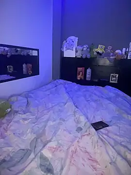 Kailertwink online show from 04/05/26, 09:56