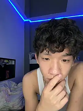 Snapshot of Kailertwink chatting on 06/15/26, 09:50 Kailertwink online show from 06/15/26, 09:50