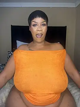 THICKBUNNYCHICKxxx online show from 01/09/26, 09:05