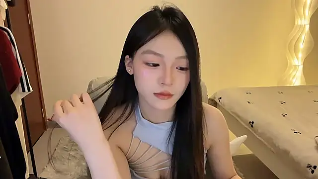 Robin-o3 online show from 03/21/26, 06:44