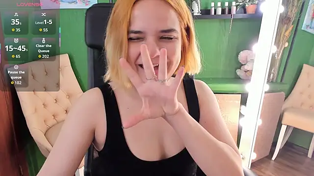 Gina Dawson online show from 10/13/25, 08:36