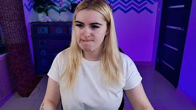 Stef Nicks online show from 11/23/25, 09:09