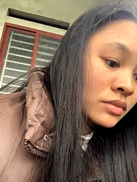 NhuFox online show from 12/04/25, 08:56