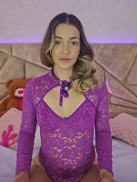 ClaradelMar online show from 05/10/26, 10:09