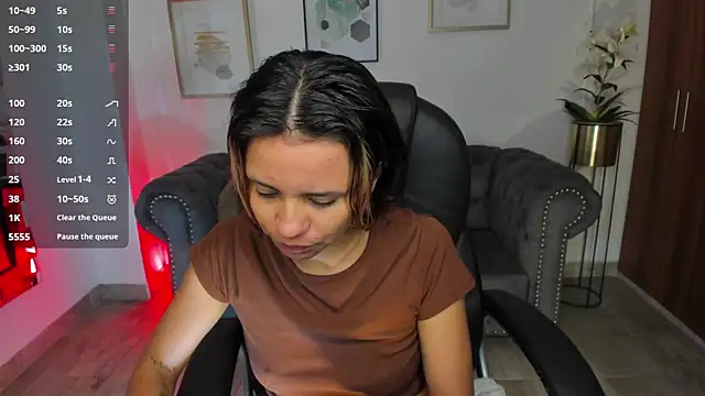 Celestee rain online show from 11/19/25, 12:16