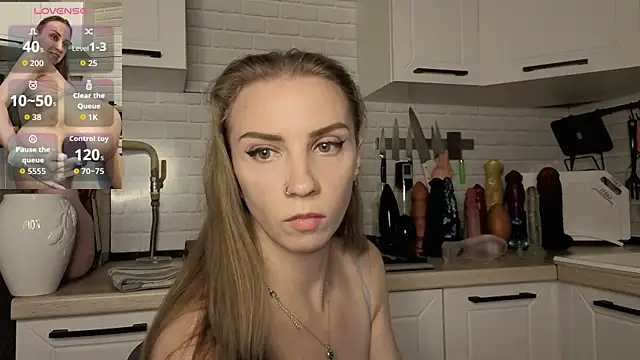 Snapshot of Edena_ chatting on 06/26/26, 06:56 Edena online show from 06/26/26, 06:56