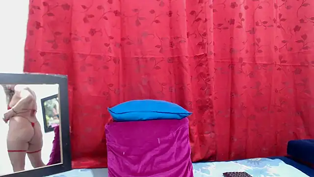 Sexysquirtmommy online show from 06/23/26, 10:30