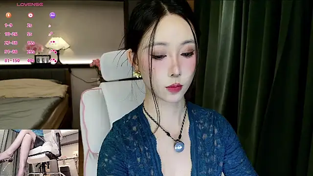 AYW-21 online show from 10/30/25, 12:39