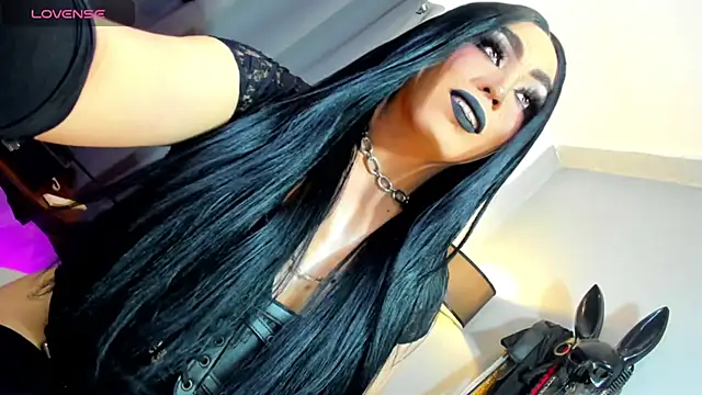 MagnaCumLoader17 online show from 10/28/25, 11:18