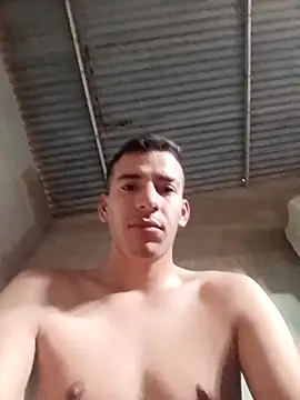 Snapshot of Jose20moro chatting on 11/30/25, 12:20 Jose20moro online show from 11/30/25, 12:20