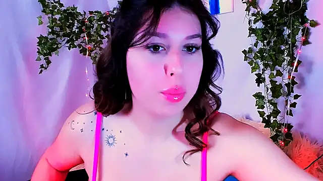 ChloeRicc online show from 03/25/26, 07:14