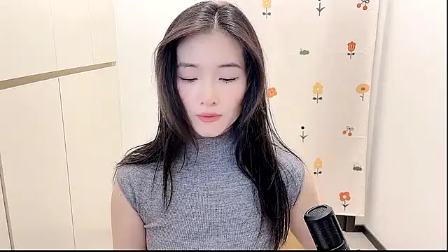 Rosalind xixi online show from 10/02/25, 02:02