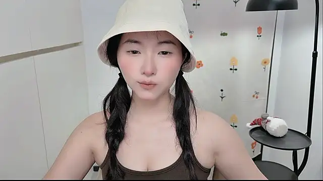 Rosalind xixi online show from 05/26/26, 01:40