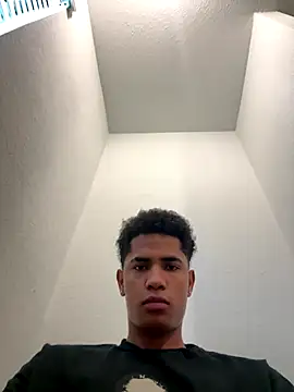 fuego01 online show from 10/20/25, 03:23