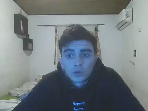 Rodrigo99 9 online show from 05/07/26, 05:29