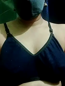 indumathi123 online show from 04/15/26, 07:21