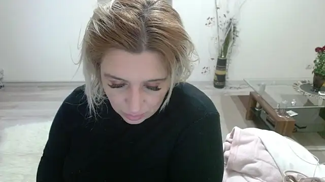 TheeaBlanco online show from 10/27/25, 07:29